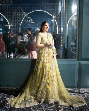 Areeba Habib Instagram - Sangeet.💚🥂🥁🎤💋💚
@elanofficial
@nabila_salon
