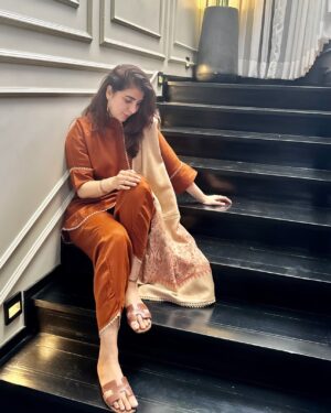 Areeba Habib Instagram - This is for you. @nia.miaofficial 🤎