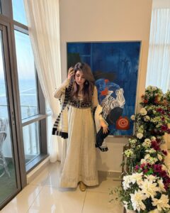 Actress Areeba Habib HD Photos and Wallpapers March 2025