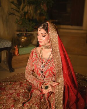 Areej Chaudhary Instagram - ایک دل ہے 
ایک جان ہے
دونو تجھ پے قربان ہے ❤️