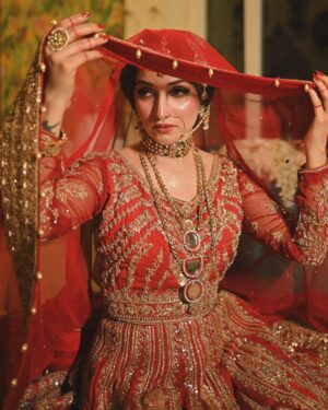 Areej Chaudhary Instagram - ایک دل ہے 
ایک جان ہے
دونو تجھ پے قربان ہے ❤️