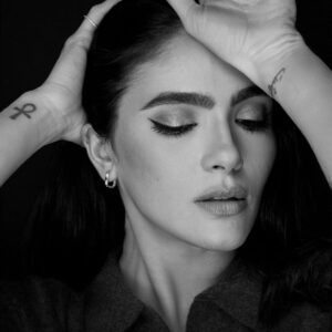 Arienne Mandi Instagram - “Hope” 
📷 @manfredbaumann