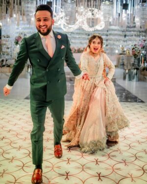 Arisha Razi Instagram - I believe happiness before marriage is NOT that matters, it's actually after they live together and stay HAPPY is what that counts, cheers to all those couples out there who are loving & living!💫
FINALE of this super adorable & happening couple, Arisha&Abdullah!🤍🕊️