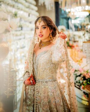 Arisha Razi Instagram - I believe happiness before marriage is NOT that matters, it's actually after they live together and stay HAPPY is what that counts, cheers to all those couples out there who are loving & living!💫
FINALE of this super adorable & happening couple, Arisha&Abdullah!🤍🕊️
