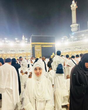 Arisha Razi Instagram - Ramadan Mubarak✨🌙🕋🤍