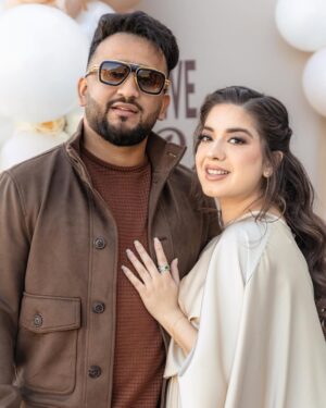 Arisha Razi Instagram - We can bearly wait! 🧸🤍
.
Had the most beautiful baby shower, filled with love, laughter, and so many special moments. Grateful for everyone who made this day unforgettable! 🤍

Cake @realrahatbakers 
Makeup @aiman.muah 
Hair @hairstyles_by_mirna 
Photographer @farzphotohtx