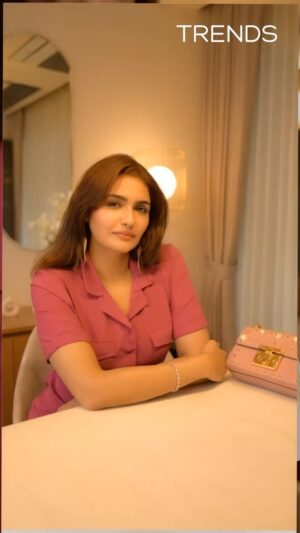 Arthi Venkatesh Instagram - There’s a difference between simply wearing an outfit and truly owning your style,

TRENDS makes it effortless! ✨

With the right layers and accessories, your look can go from basic to breathtaking! Which transformation caught your eye? Drop a 💖 in the comments below! ⬇️ #AD

#TRENDS #StyledWithTRENDS #TrendyLooks #EffortlessFashion #StyleUpgrade