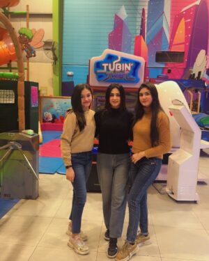 Aruba Mirza Instagram - FUNDAY🫠😂🤣