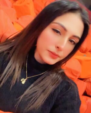 Aruba Mirza Instagram - FUNDAY🫠😂🤣