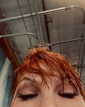 Ashley Leechin Instagram - ‘It was the end of an era but the start of an age’. 
🧡🔥💋

This may not be much of a change for some & many may not like it (I am not here to please you)…but for someone who has been blonde (every shade) the majority of their life…it is a HUGE change.

Blonde has always been such a beautiful color on me (no matter the shade and I experienced them ALL 😸) but ginger/copper is my ‘IT’ color. I have truly found the color that ignites my personality and my soul. Also, it looks INCREDIBLE with my red lips…I may never take it off? Jk 👀💋

I wanted to also share my inspiration for transitioning to red. I have always had a deep passion for the color red in general. Let’s face it…I wear red lipstick, red nails, red clothes, my wedding ring is red haha need I go on? 🤪 But when researching the PERFECT ginger shade, there was no question about it… my main inspiration came from Kirsten Dunst during her Spider-Man 2 era. Her red had such a beautiful glow & just brought out her complexion. I also drew inspiration from Molly Quinn & Isla Fisher. They are some of my favorite ladies & they all wear red best & it has shown! 

All to say, I am grateful for everyone who has stayed throughout this journey & anyone new joining. I am more than just my hair & lipstick of course but it is my personality forever and I am going to let it shine brighter than ever. 🧡💋

#newhaircolor #haircolorgoals #haircolorchange #newhair #gingerhair #copperhair #redhair #blondehair #haircolorinspo #redhead #actorsofinstagram #endofanera