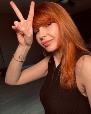 Ashley Leechin Instagram - ‘It was the end of an era but the start of an age’. 
🧡🔥💋

This may not be much of a change for some & many may not like it (I am not here to please you)…but for someone who has been blonde (every shade) the majority of their life…it is a HUGE change.

Blonde has always been such a beautiful color on me (no matter the shade and I experienced them ALL 😸) but ginger/copper is my ‘IT’ color. I have truly found the color that ignites my personality and my soul. Also, it looks INCREDIBLE with my red lips…I may never take it off? Jk 👀💋

I wanted to also share my inspiration for transitioning to red. I have always had a deep passion for the color red in general. Let’s face it…I wear red lipstick, red nails, red clothes, my wedding ring is red haha need I go on? 🤪 But when researching the PERFECT ginger shade, there was no question about it… my main inspiration came from Kirsten Dunst during her Spider-Man 2 era. Her red had such a beautiful glow & just brought out her complexion. I also drew inspiration from Molly Quinn & Isla Fisher. They are some of my favorite ladies & they all wear red best & it has shown! 

All to say, I am grateful for everyone who has stayed throughout this journey & anyone new joining. I am more than just my hair & lipstick of course but it is my personality forever and I am going to let it shine brighter than ever. 🧡💋

#newhaircolor #haircolorgoals #haircolorchange #newhair #gingerhair #copperhair #redhair #blondehair #haircolorinspo #redhead #actorsofinstagram #endofanera