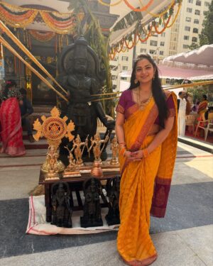 Ashwini Sree Instagram - Jai hanuman♥️♥️♥️♥️

#hanuman #hanumanji #hanumanchalisa #bigboss #ashwini #hyderabad #loveislove #pooja #god #jaihanuman