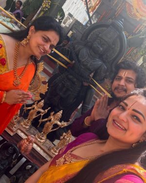 Ashwini Sree Instagram - Jai hanuman♥️♥️♥️♥️

#hanuman #hanumanji #hanumanchalisa #bigboss #ashwini #hyderabad #loveislove #pooja #god #jaihanuman