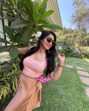 Ashwini Sree Instagram - Peach 🍑 is the new pink💕

#peach🍑 #colour #colours #photoshoot #photo #photos #trending #exploring #goabeach #goa #bigboss