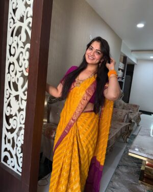 Ashwini Sree Instagram - Jai hanuman♥️♥️♥️♥️

#hanuman #hanumanji #hanumanchalisa #bigboss #ashwini #hyderabad #loveislove #pooja #god #jaihanuman