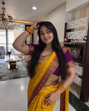 Ashwini Sree Instagram - Jai hanuman♥️♥️♥️♥️

#hanuman #hanumanji #hanumanchalisa #bigboss #ashwini #hyderabad #loveislove #pooja #god #jaihanuman