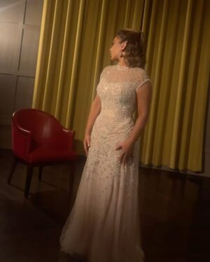 Assala Nasri Instagram - استنوني وادعوا لي في فقرة ثانية حلوه في الحفل 💚💚

Dress : @krikorjabotian 
Makeup :  @mohd_haddadd 
Salon :  @tonysawayasalon 
Photography : @mohammed_vivid 
Styling : @somebymadhawi 
Videographer: @no0ood 

شكر اً فندق @assilahotel 
@benchmarkksa 

#أصالة 
#ليلة_وردة 
#موسم_جدة 
#هيئة_الترفيه