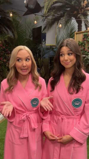 Audrey Whitby Instagram - here’s basically the plot of the Thundermans!

Catch Thundermans: Undercover with the fam Wednesdays at 7p/6c on @nickelodeon