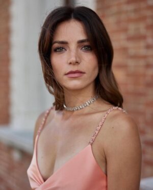 Aurora Ruffino Instagram - Auguri a tutte noi.. ♥️