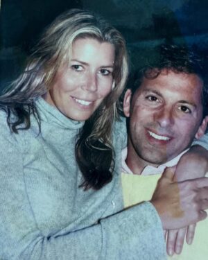 Aviva Drescher Instagram - Then and now ..... always my strongest support and rock ! Thank you for so many years of unconditional love . Happy Valentines Day !!!!! ❤️❤️❤️❤️❤️❤️