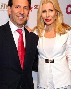 Aviva Drescher Instagram - Then and now ..... always my strongest support and rock ! Thank you for so many years of unconditional love . Happy Valentines Day !!!!! ❤️❤️❤️❤️❤️❤️