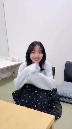Aya Shibata Instagram - 🩵
ㅤㅤㅤㅤㅤㅤㅤㅤㅤㅤㅤㅤㅤ
ㅤㅤㅤㅤㅤㅤㅤㅤㅤㅤㅤㅤㅤ
アベプラ終わりの動画です🐱
この日は朝から頑張ったので終わったあとは
お疲れモードです😎(動画の最後の方)笑
ㅤㅤㅤㅤㅤㅤㅤㅤㅤㅤㅤㅤㅤ
ㅤㅤㅤㅤㅤㅤㅤㅤㅤㅤㅤㅤㅤ元気に頑張りました！
ㅤㅤㅤㅤㅤㅤㅤㅤㅤㅤㅤㅤㅤ
ㅤㅤㅤㅤㅤㅤㅤㅤㅤㅤㅤㅤㅤ
ニット @stola.jp
スカート @cocodeal_official
ㅤㅤㅤㅤㅤㅤㅤㅤㅤㅤㅤㅤㅤ
ㅤㅤㅤㅤㅤㅤㅤㅤㅤㅤㅤㅤㅤ
#fyp #reelsinstagram #リール動画 #cocodeal #ココディール #stola #春コーデ #ストラ