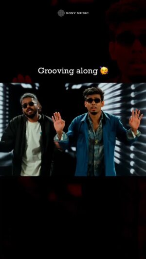 Ayesha Zeenath Instagram - #KadhalKasakuthaiyya REMIX 🤫

Composed by Isaignani #Ilaiyaraaja 🎶

Flipped by @santhosh_dhayanidhi

➡️ https://SMI.lnk.to/KadhalKasakuthaiyya-Remix

@wils_pat @aysha7__official @donglijumbo