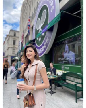 Aymen Saleem Instagram - Sun feels very nice on my coffee 😌☕️ #wimbledon2022 🎾🇬🇧

📸 @rameeshatiwana