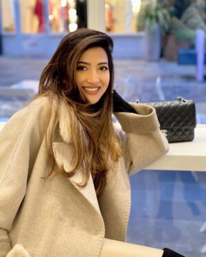 Aymen Saleem Instagram - Living in between hot & cold.📍🫶🏻

📸: @rameeshatiwana
