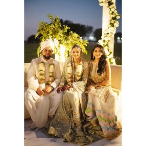 Azekah Daniel Instagram - 🎊Congratulations @rehmazamanofficial on This New Chapter in Life 🎊 
You made the PRETTIEST BRIDE Mashallah 😍💚 Bestest Wishes and Love ❤️ 
✨️Have an amazing,prosperous,abundant life ahead ✨️
Amen 🤲

#RehmaKaNikkah #weddingseason
