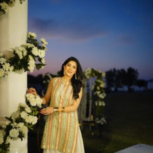 Azekah Daniel Instagram - 🎊Congratulations @rehmazamanofficial on This New Chapter in Life 🎊 
You made the PRETTIEST BRIDE Mashallah 😍💚 Bestest Wishes and Love ❤️ 
✨️Have an amazing,prosperous,abundant life ahead ✨️
Amen 🤲

#RehmaKaNikkah #weddingseason
