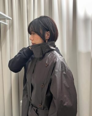 Bae Doona Instagram - Thank you @lemaire_official for having me for 2025FW collection. I enjoyed every moment walking on your runway with your beautiful outfit on. 

#lemaire #lemaire2025FW #르메르
