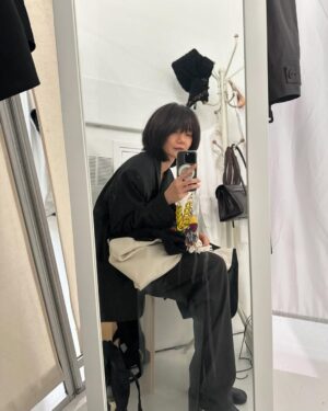 Bae Doona Instagram - Thank you @lemaire_official for having me for 2025FW collection. I enjoyed every moment walking on your runway with your beautiful outfit on. 

#lemaire #lemaire2025FW #르메르