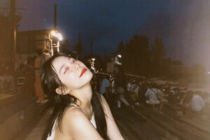 Baek Ji-heon Instagram - 겨울 속 여름