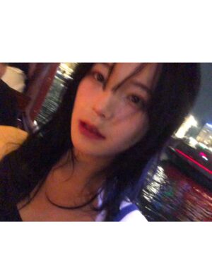 Baek Ji-heon Instagram - 📷📸