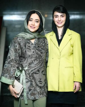 Bahare Kianafshar Instagram - .
حضور در ایین رونمایی از پلتفرم شیدا
در تالار وحدت 
‏@sheyda.vod 
.
عکس 😍
سپیده عبدالحی
@sepide.abdolhay 
ملیکا کلهری
@melikakalhori 
.
لباس غزاله عطاپور
‏@daphne.iran 
میکاپ سالومه زرندی نیا
‏@makeupbysaloume 
اکسسوری نینا سعید
‏@noungold