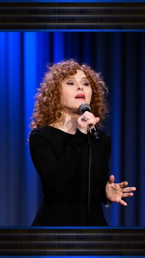 Bernadette Peters Instagram - @officialbernadettepeters gives an impromptu performance of “Broadway Baby”! #FallonTonight