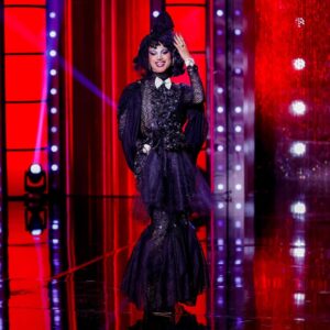 Betsey Johnson Instagram - Sew far, sew good! 👗🪡 Let’s kiki about Episode 9 of #DragRace Season 17! 👇