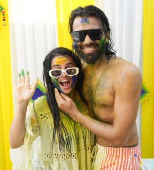 Bhavini Purohit Instagram - More colors, more laughter, more memories—Holi done right! 🎉💖 #HoliHai”
.
#influencer #holi #festival #festive #colours #holifestival #family #party #happiness #crazy #couple #couplegoals