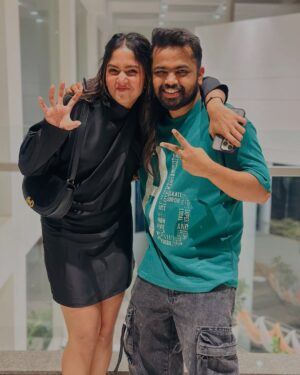 Bhavya Gowda Instagram - ತಂಗಿ ಜಿಂಕೆ ❤️ ಅಣ್ಣ ಜಿಂಕೆ ❤️ 
ಎಂದೂ ಹೀಗೆ ಇರುವಂತೆ 

#bigboss11 #bhavyagowda #dhanrajachar #annajinke❤️‍🔥tangijiinke