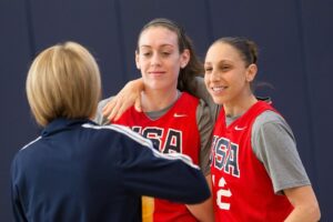 Breanna Stewart Instagram - You were there for a lot of my firsts and I was there for a lot of your lasts. Thank you Dee 🐐