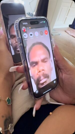 Brittney Bee Starr Williams Instagram - Yallll so i did the FaceTime prank on my granny 😂🤣🤣🤣🤣🤣 had her thinking somebody answered my phone ! I am in tears 😂😂😂😂😂😂 @ms_shirley_baines