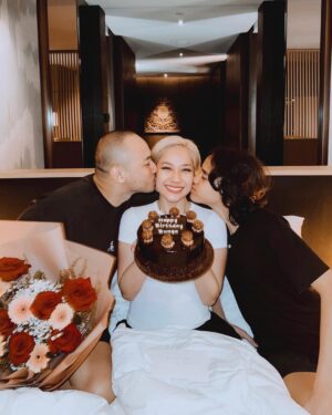 Bunga Citra Lestari Instagram - Still smiling from last night…
Thank you, my annoyingly cute husband @tikoaryawardhana  for arranging this beautiful surprise for me beserta pre birthday dinner and spa treatmentnya 😘
And @noah.sinclair , thank you for making Mommy smile by coming here, even when you were tired.. That means so much to me..
Terima kasih juga untuk Oma @emmymuchlis dan semua yang sudah datang..
You guys truly made me so happy..

It was such a beautiful surprise, and I feel so loved,
and just really, really grateful.. ❤️