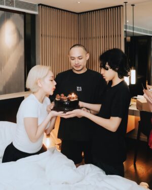 Bunga Citra Lestari Instagram - Still smiling from last night…
Thank you, my annoyingly cute husband @tikoaryawardhana  for arranging this beautiful surprise for me beserta pre birthday dinner and spa treatmentnya 😘
And @noah.sinclair , thank you for making Mommy smile by coming here, even when you were tired.. That means so much to me..
Terima kasih juga untuk Oma @emmymuchlis dan semua yang sudah datang..
You guys truly made me so happy..

It was such a beautiful surprise, and I feel so loved,
and just really, really grateful.. ❤️