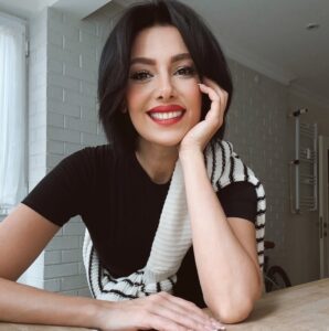 Actress Burcu Binici HD Photos and Wallpapers January 2025