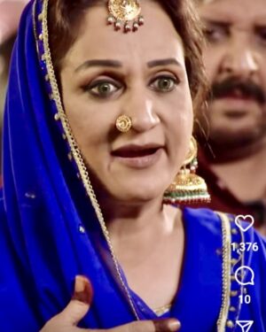 Bushra Ansari Instagram - Kabhi hum character s Kia kart thay . UDARI !! Ab to sirf  Aik he character hay sab k liay BURI aur SAKHT SAAS ..aur KHOFNAK MAA. . Hahahahaha. !!!