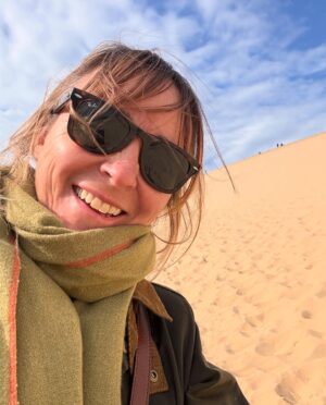 Camila Raznovich Instagram - Dune de Pilat….amazing place! #dunedepilat #france #ustime❤️ #timeoff #discovering