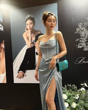 Candy Ice Instagram - Congratulations to 🕊️💕🕊️
@brendanyuen27 @bon_bonnie 
Wish you both 白头偕老

gown from @voguelease_gown