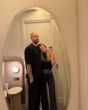 Carla Hugon Instagram - dump de ces derniers jours la dernière c’est cadeau <333 🥲
