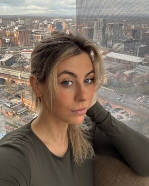 Carolina Castelinho Instagram - Don’t look down. 😅